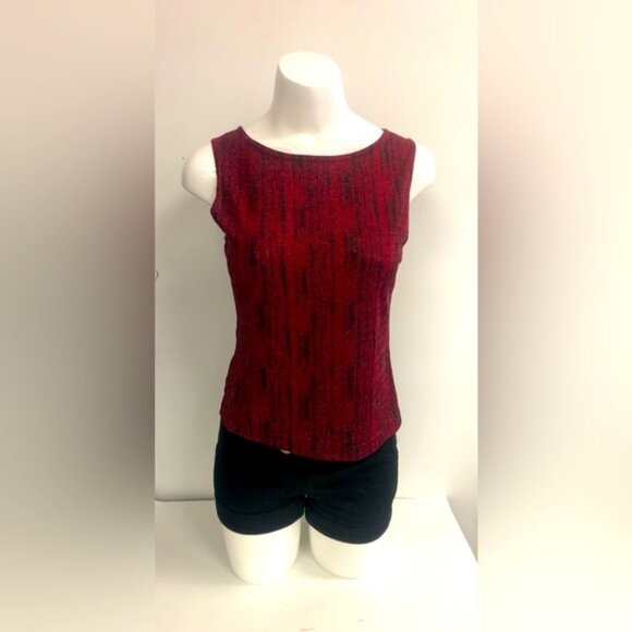 DYNAMITE SLEEVELESS STRETCHY TOP IN SIZE LARGE - Picture 1 of 5